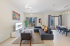 Large JBR 2BR w/ balcony / Heart of Dubai Marina